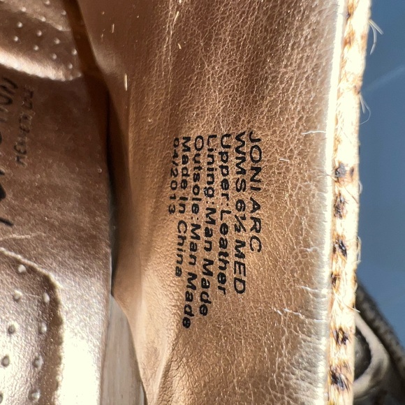 Reaction by Keneth Cole stiletto leopard print booties. - Picture 3 of 5